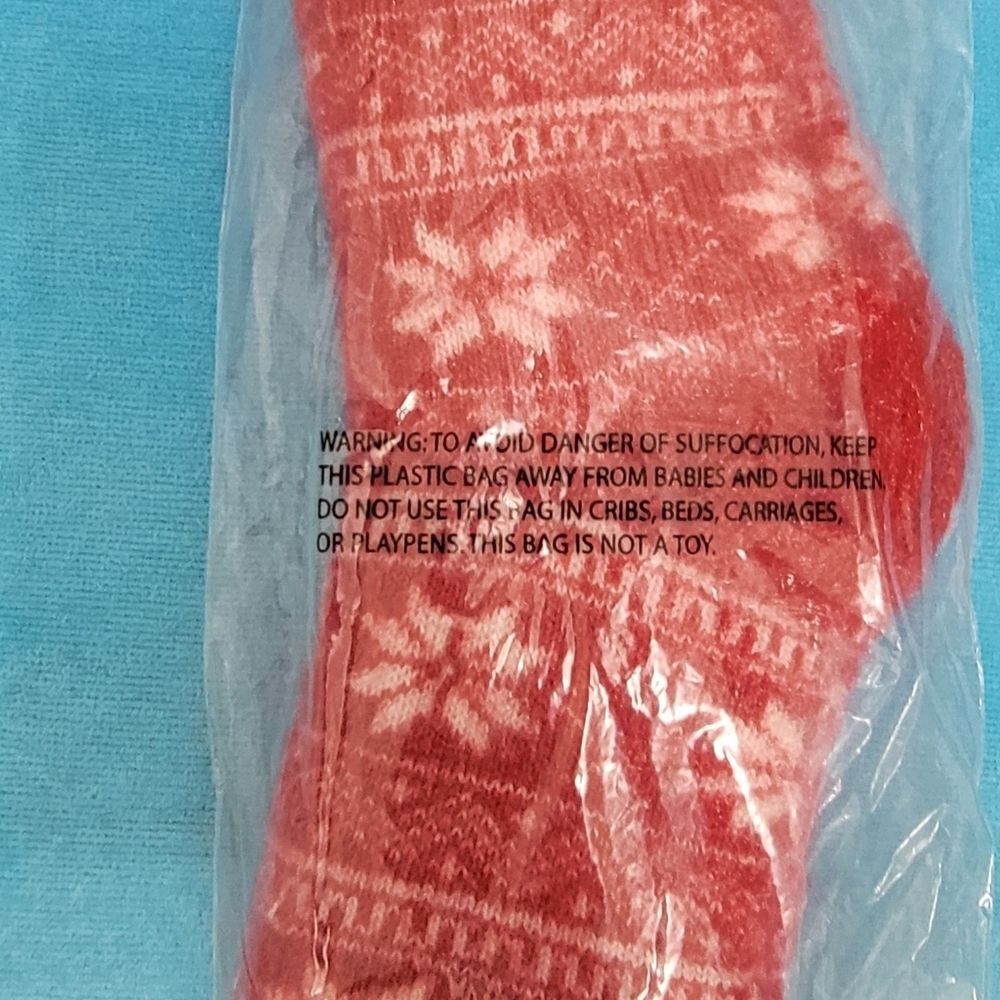 New Muk Luks Cabin Socks - Picture 2 of 3